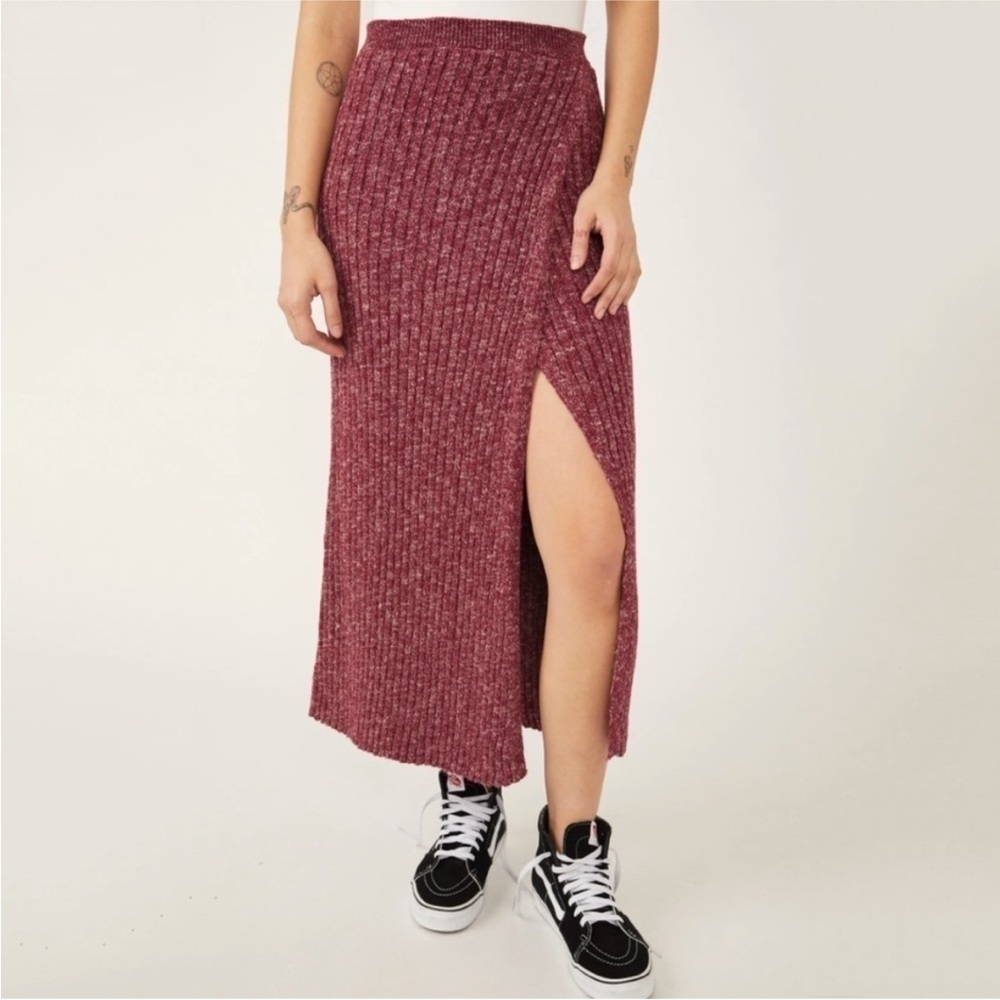 Free People Ribbed Better Days Maxi Skirt in Plum Heather Large like new